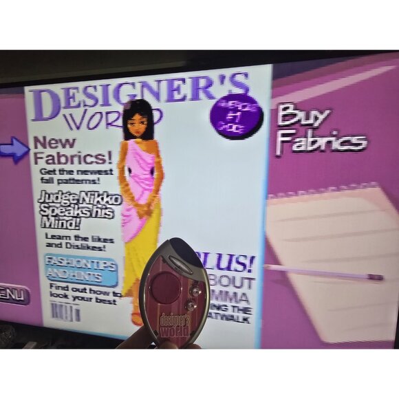 Hasbro Designer's World (2006) Game System with Remote Plug Play- WORKS - Picture 2 of 14